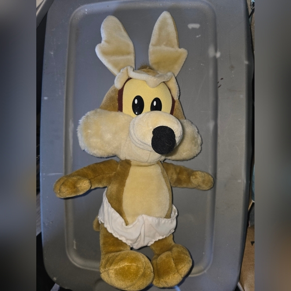 VTG Six Flags Theme Park Looney Tunes Baby Wile E Coyote Plush  1997 16” - Picture 1 of 5